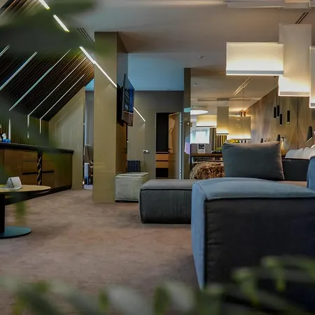 Hotel Club